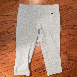 Nike Cropped Tights Pants